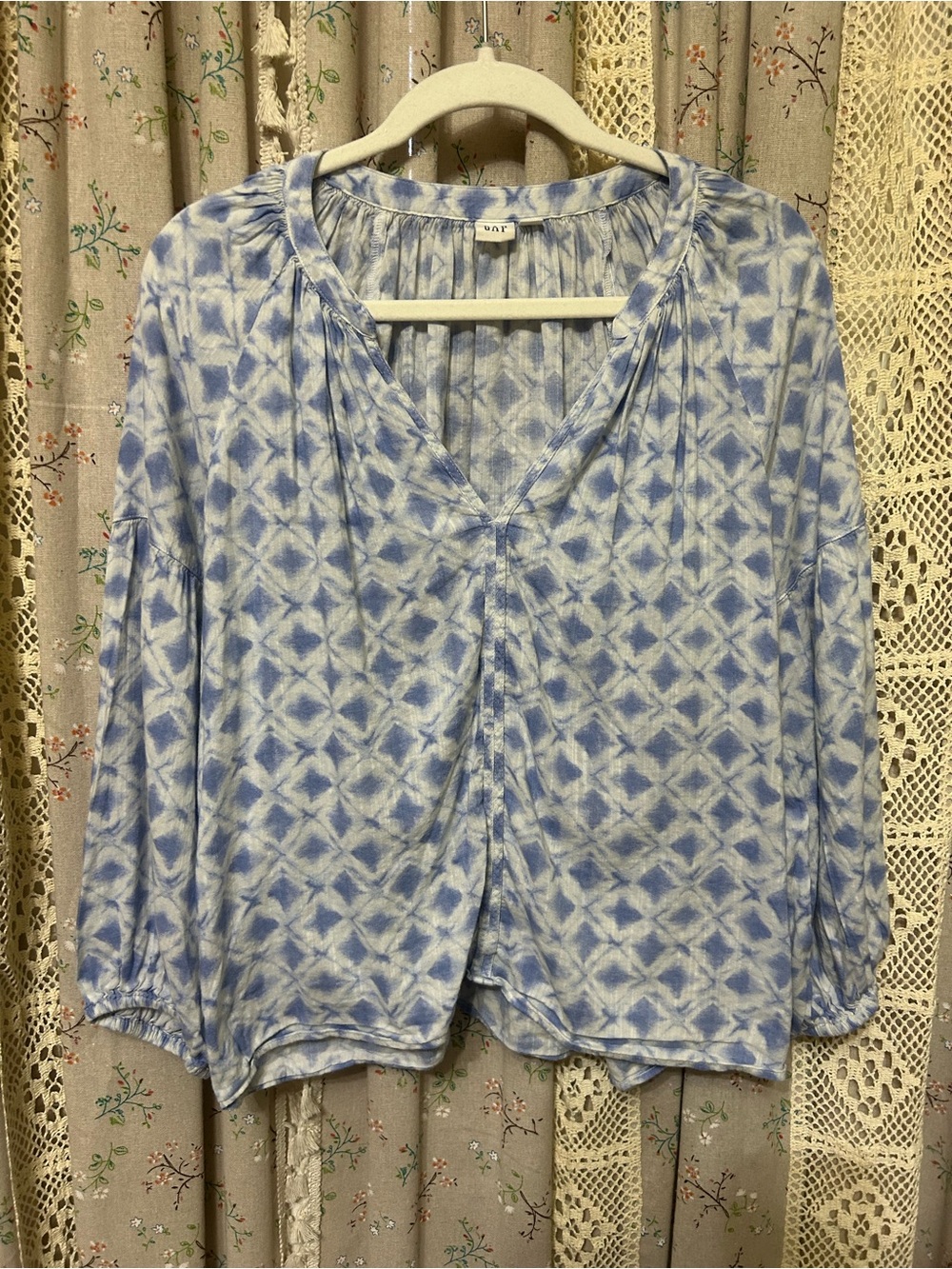 Gap Blue White Tie Dye Peasant Top Medium Boho 3/4 Sleeve